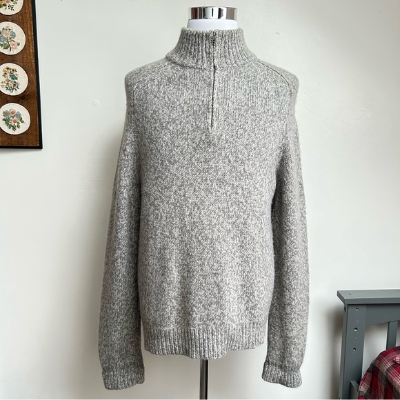 Banana Republic Lambswool Alpaca Knit Turtleneck Sweater - Picture 1 of 13